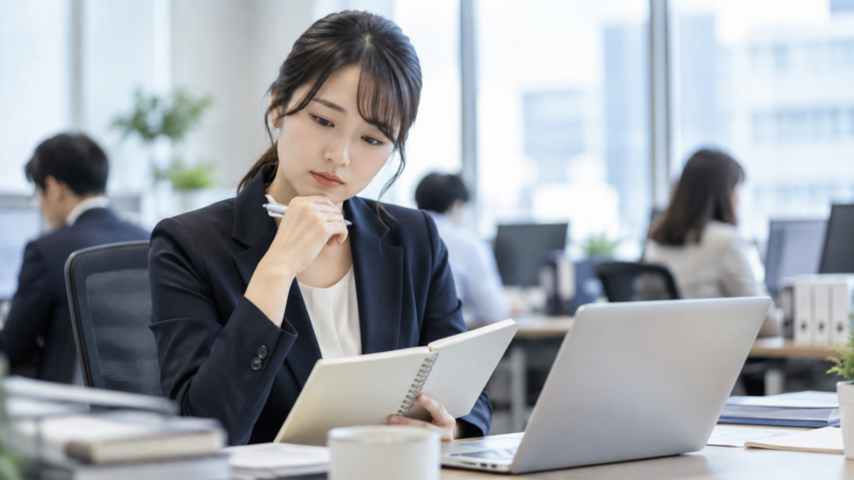 質問しづらい職場で先輩や上司への相談方法を考える新人社員